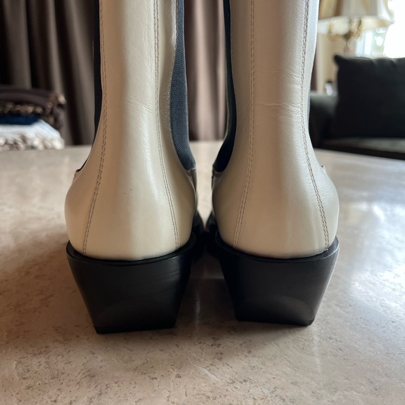 Bottega Veneta Off-White “The Lean” Chelsea boots New!! Size-37.5 - Picture 12 of 14